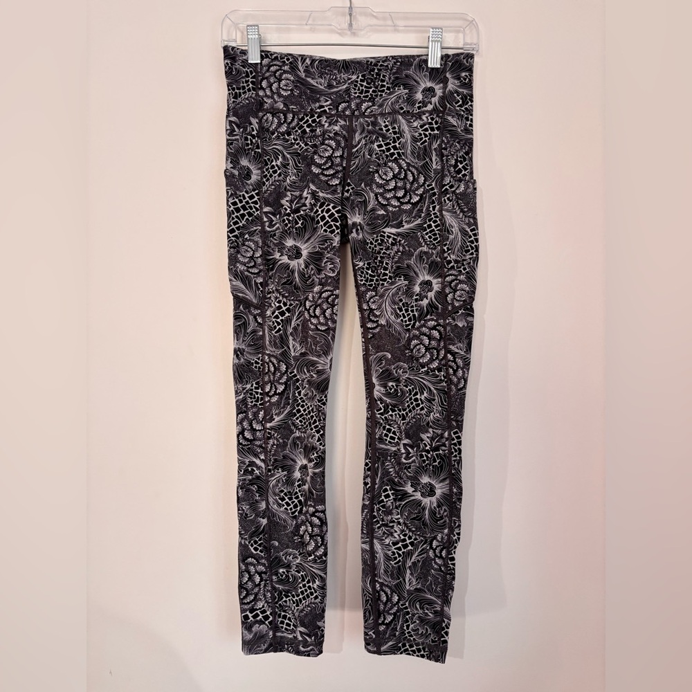 lululemon athletica Black and Gray Patterned Leggings